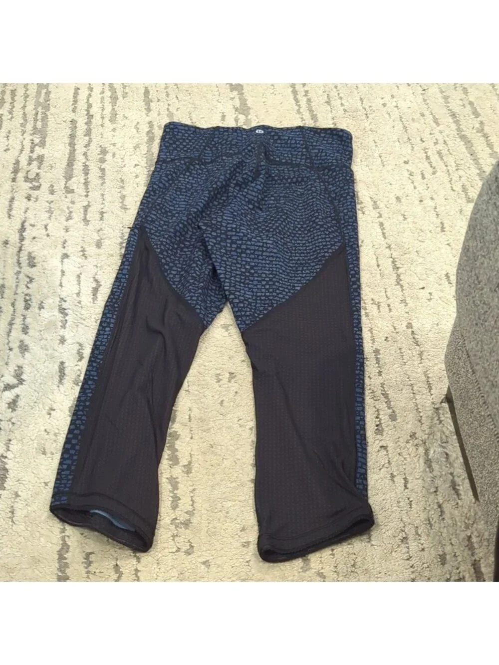 Lululemon Deep Breath Crop (21